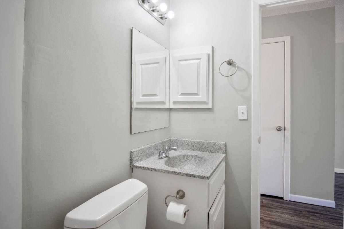 Apartment for rent at 1800 W Jesse James Rd, Excelsior Springs, MO 64024