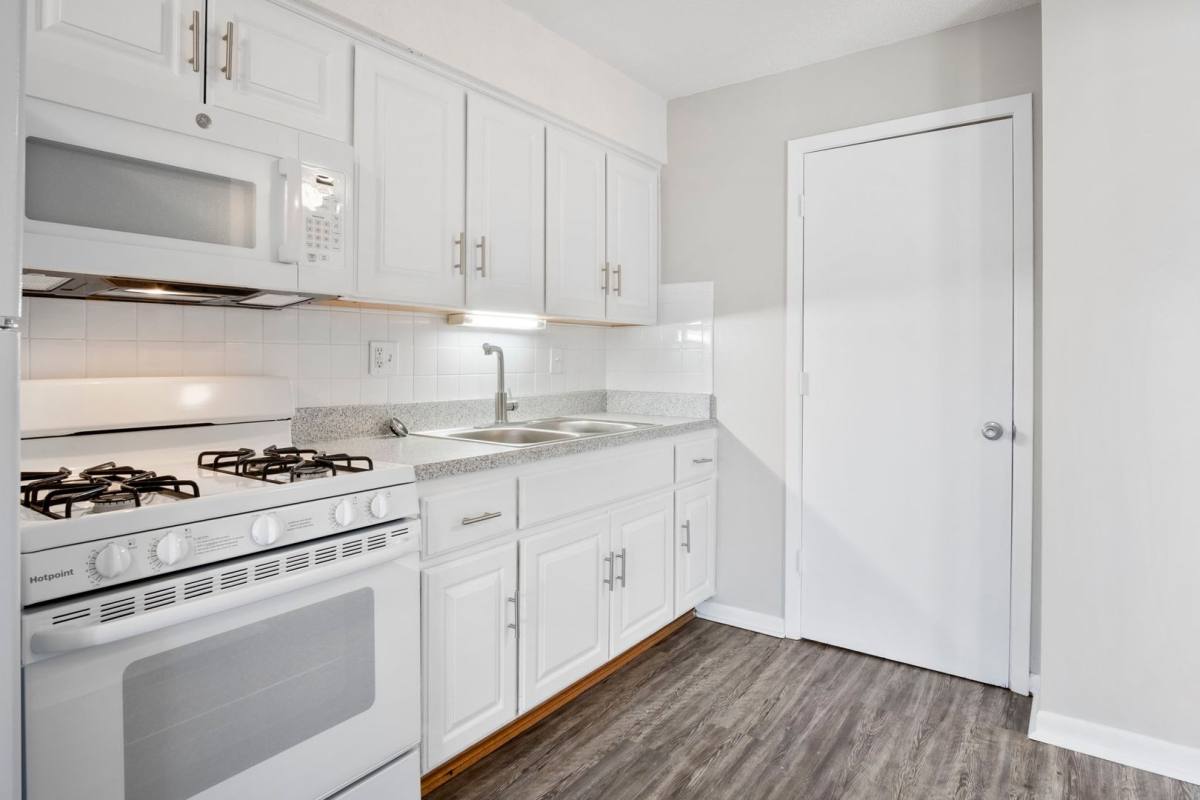 Apartment for rent at 1800 W Jesse James Rd, Excelsior Springs, MO 64024