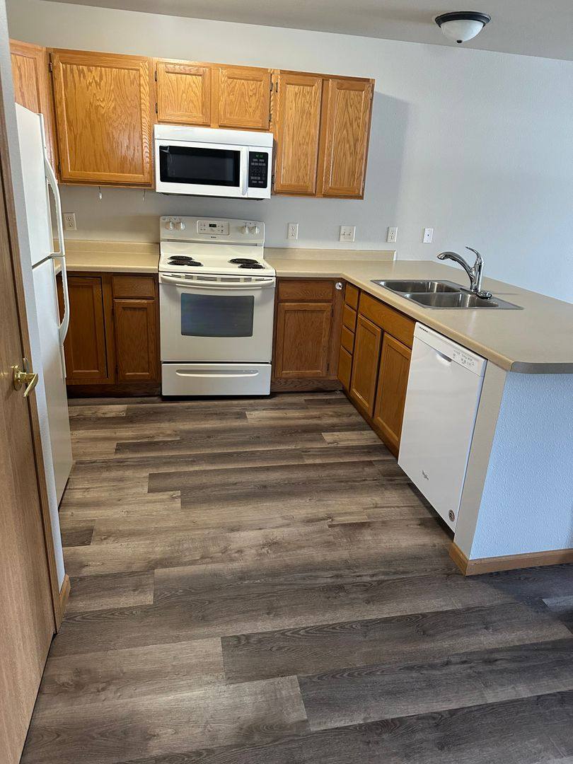 Apartment for rent at 879 Dancing Oaks Circle, Menomonie, WI 54751