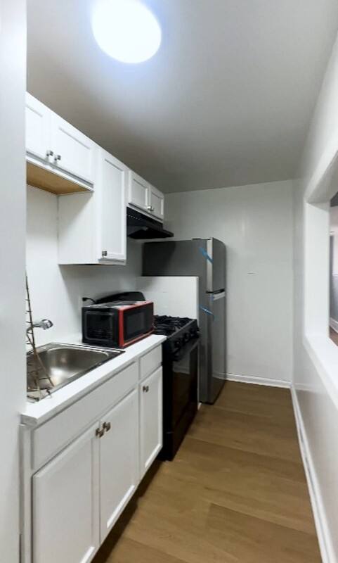 Apartment for rent at 6100 Nassau Rd, Philadelphia, PA 19151
