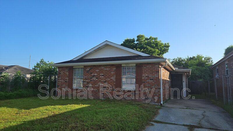 House for rent at 7615 Stonewood St, New Orleans, LA 70128