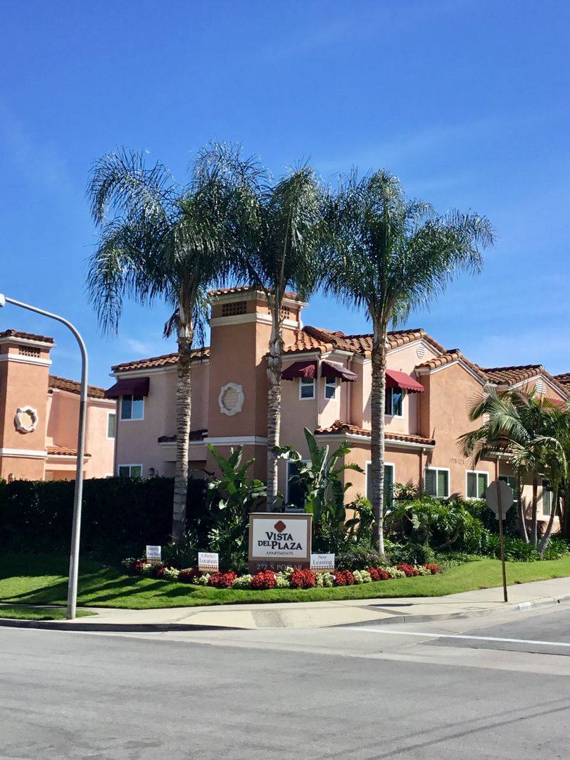 Apartment for rent at 272 S Poplar Ave, Brea, CA 92821