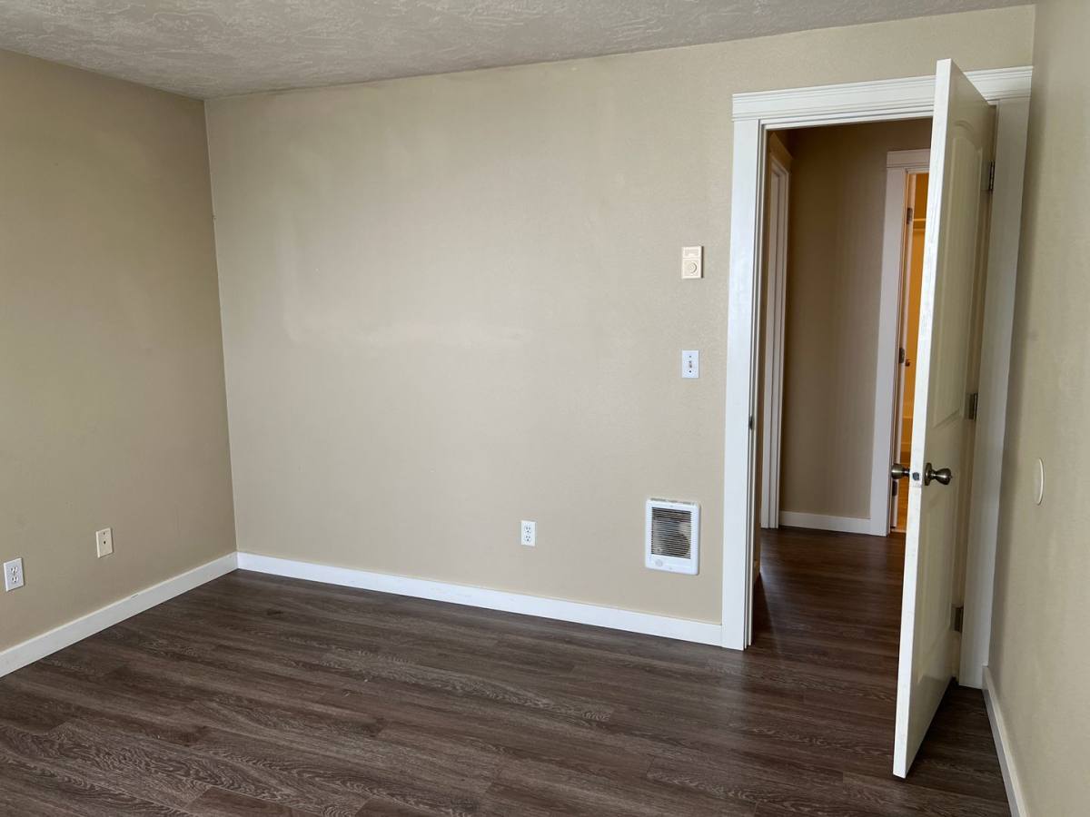 Apartment for rent at 410 SW Fall St, Newport, OR 97365