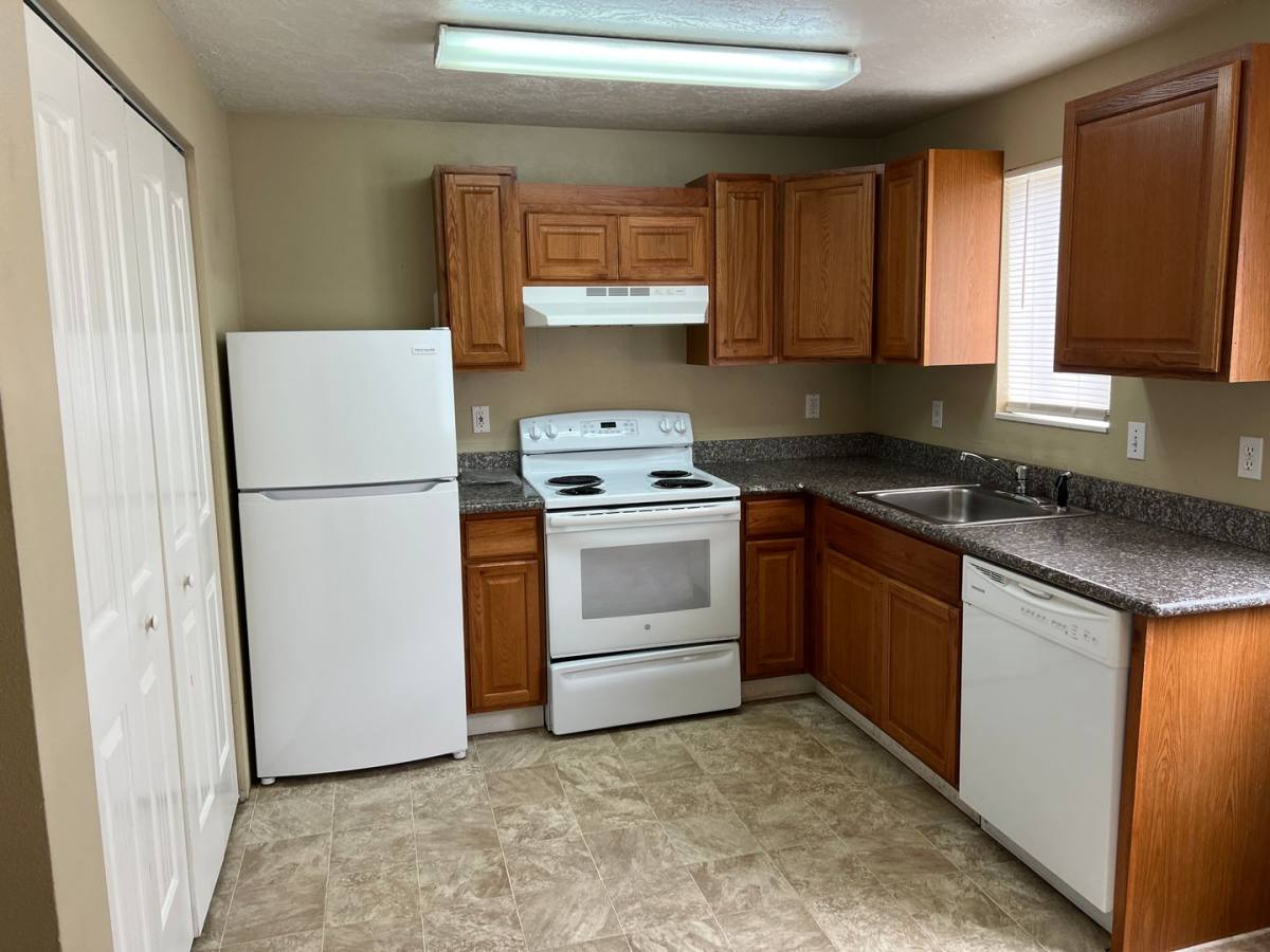 Apartment for rent at 410 SW Fall St, Newport, OR 97365