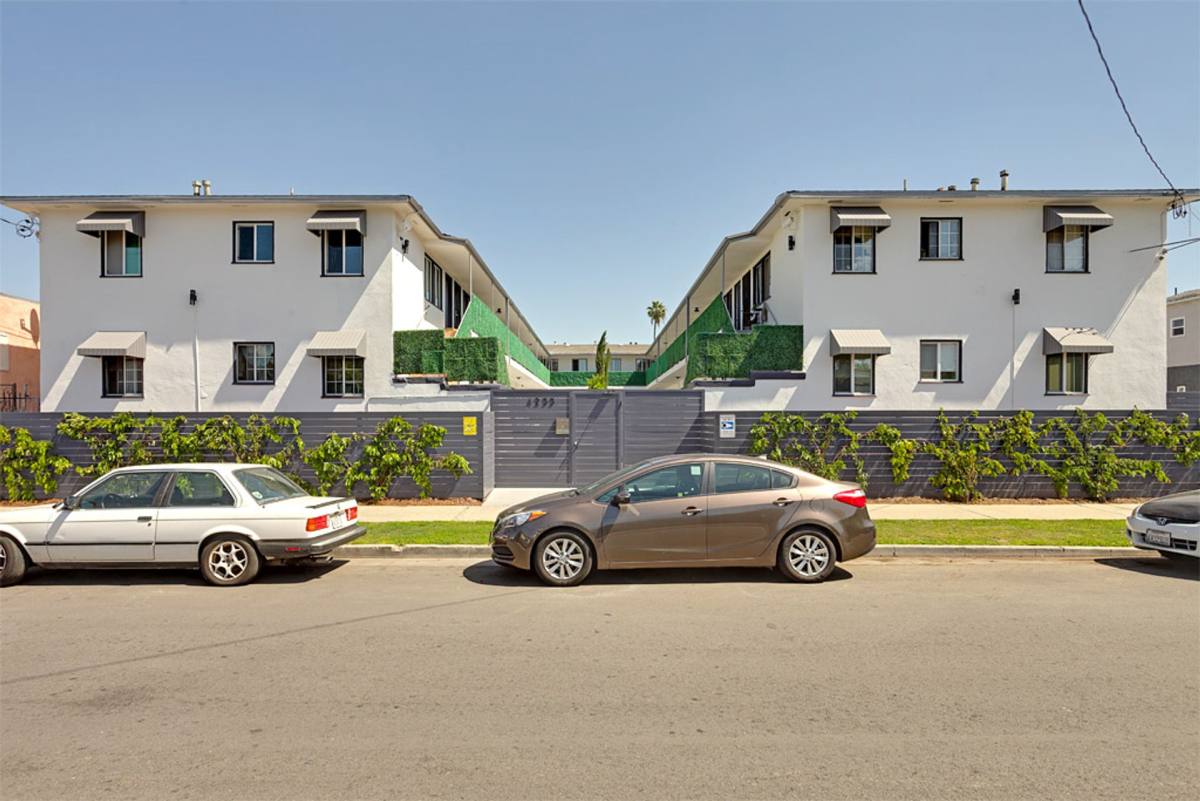 Apartment for rent at 4233 Burns Ave, Los Angeles, CA 90029