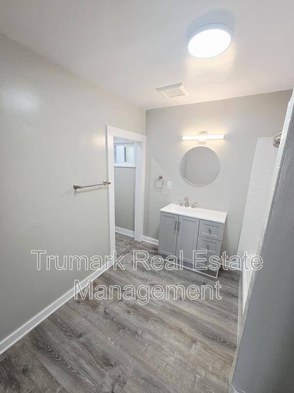 Apartment for rent at 433 W Garfield Ave, Glendale, CA 91204