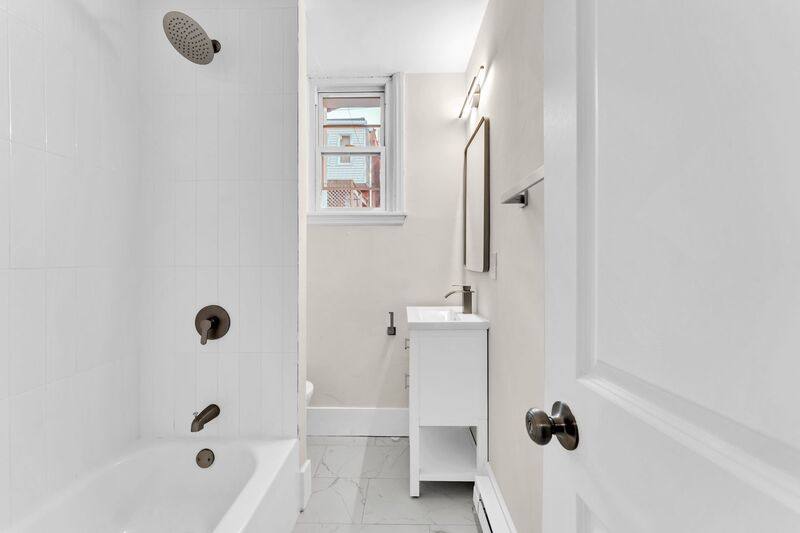 Apartment for rent at 300 E 30th St #A4, Baltimore, MD 21218