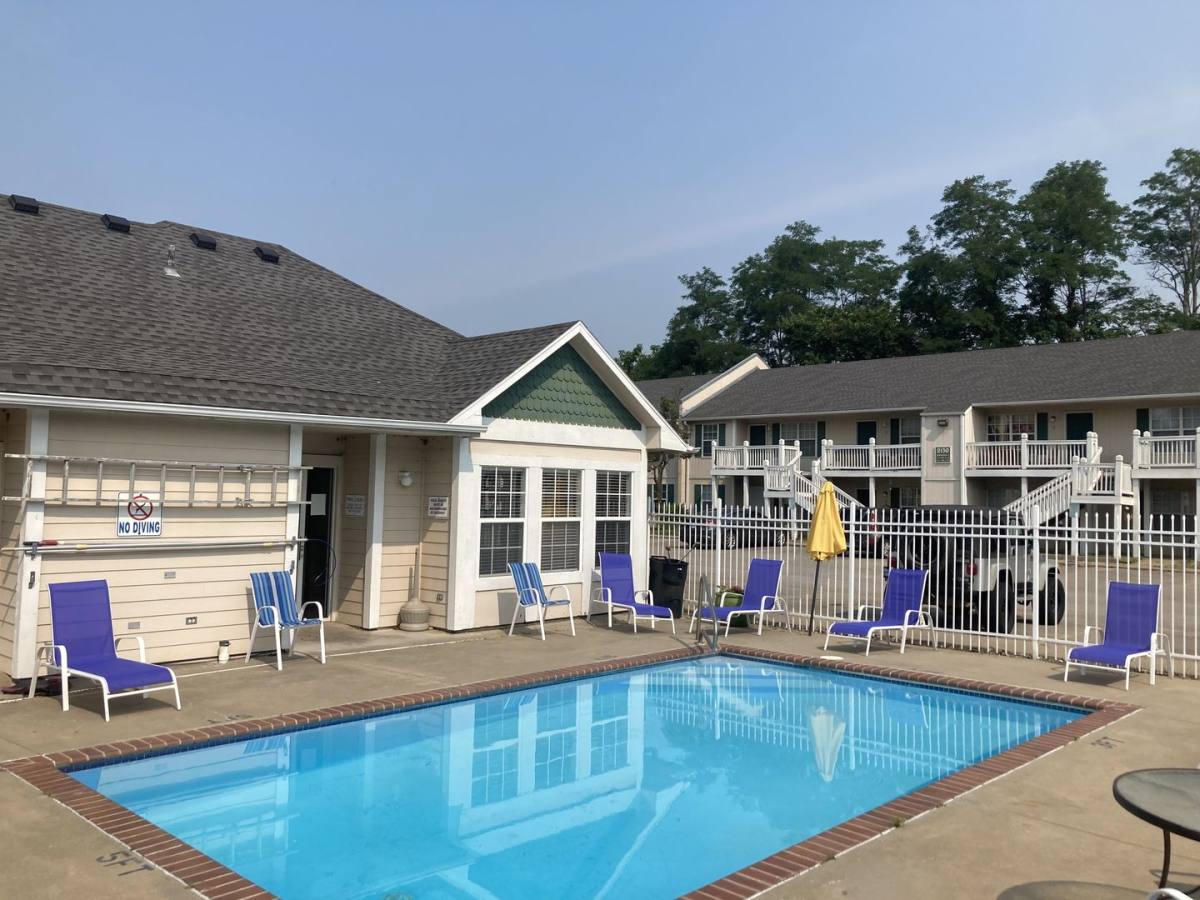 Apartment for rent at 2130 SW Filmore St, Topeka, KS 66611