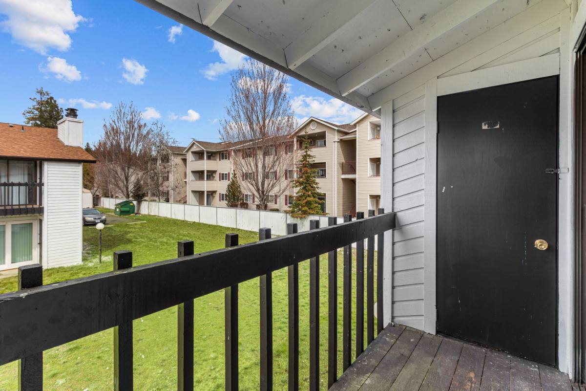 Apartment for rent at 2115 N Houk Rd, Spokane, WA 99216