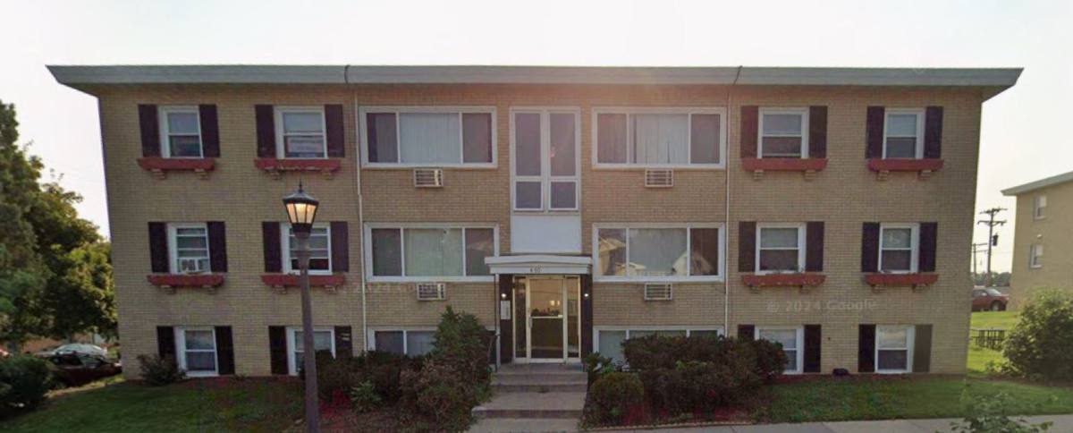 Apartment for rent at 470 English St, Saint Paul, MN 55106