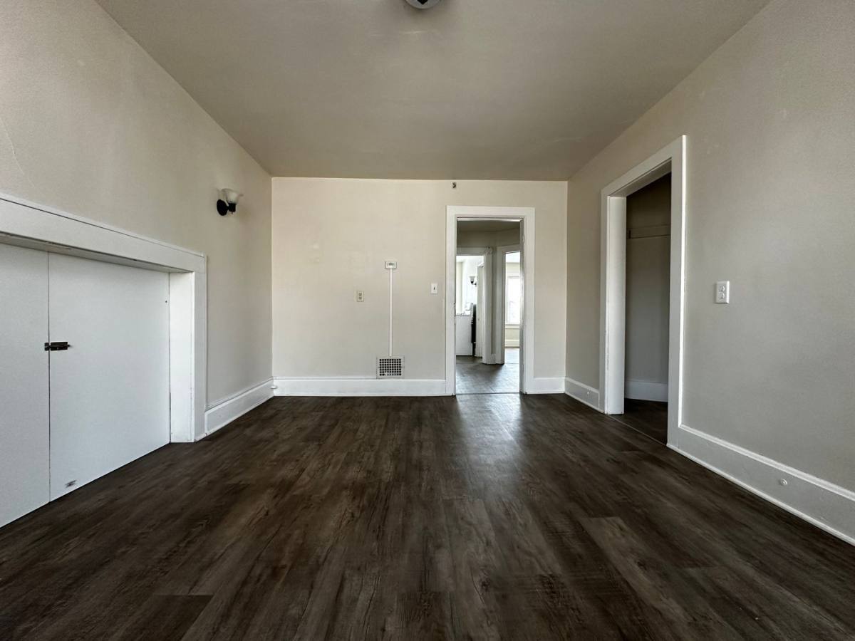 Apartment for rent at 808 Cherry St, Green Bay, WI 54301