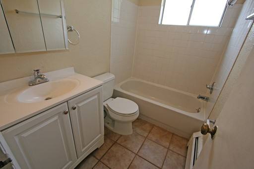 Apartment for rent at 3535 S Pearl St, Englewood, CO 80113