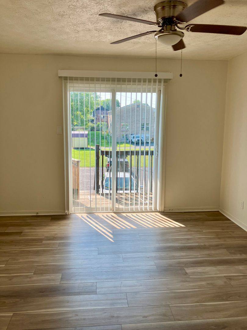 Apartment for rent at 545 Henrico St, Harrodsburg, KY 40330