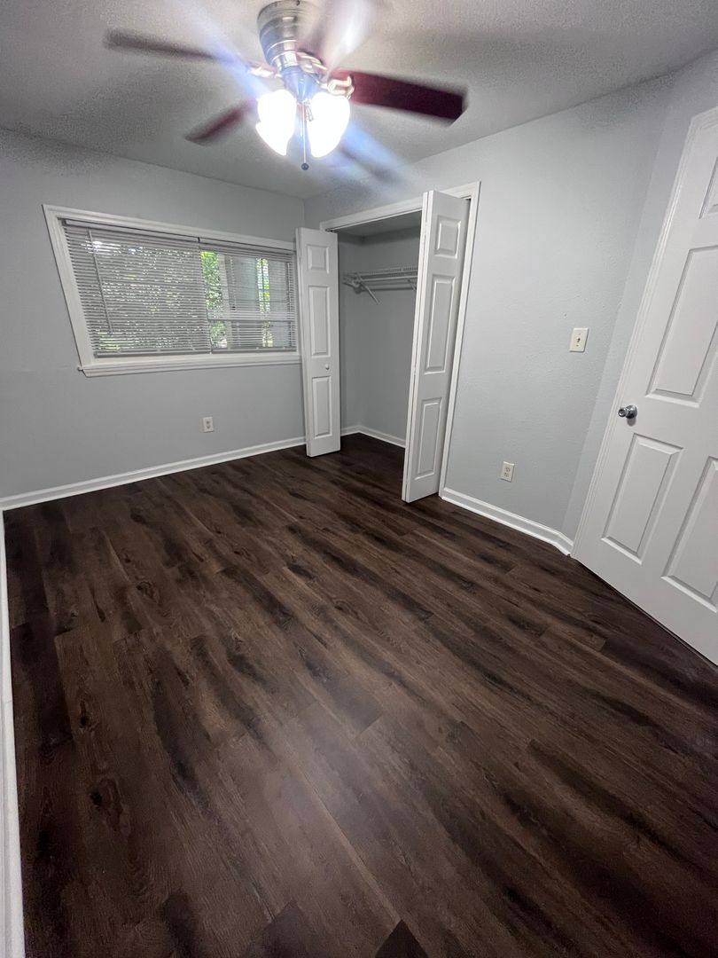 Apartment for rent at 1861 Ivy Lane, Tallahassee, FL 32304