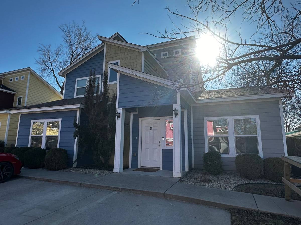 Townhouse for rent at 218 Gurley Lane, Waco, TX 76706