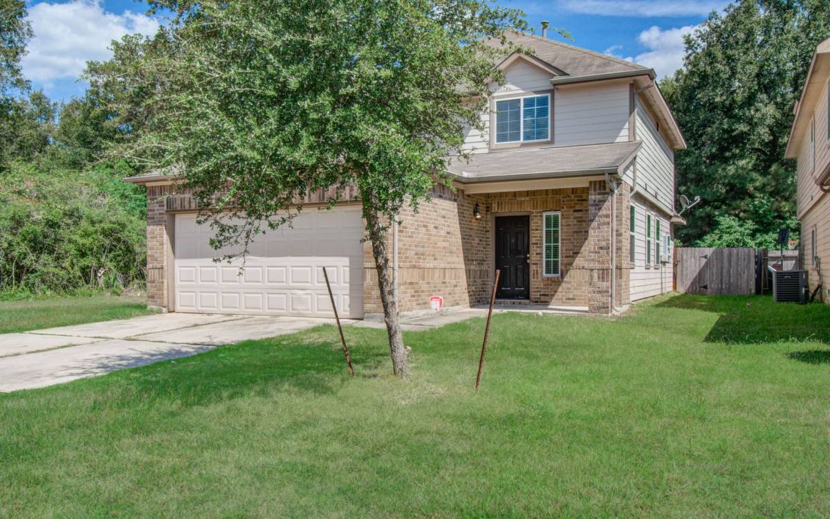 House for rent at 10410 Solitude Way, Houston, TX 77044