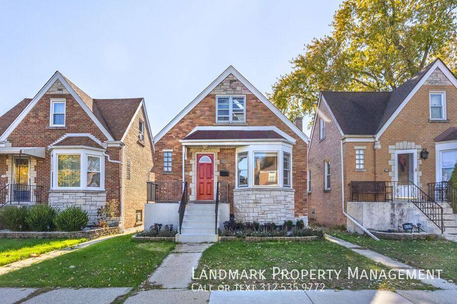 House for rent at 6155 W School St, Chicago, IL 60634