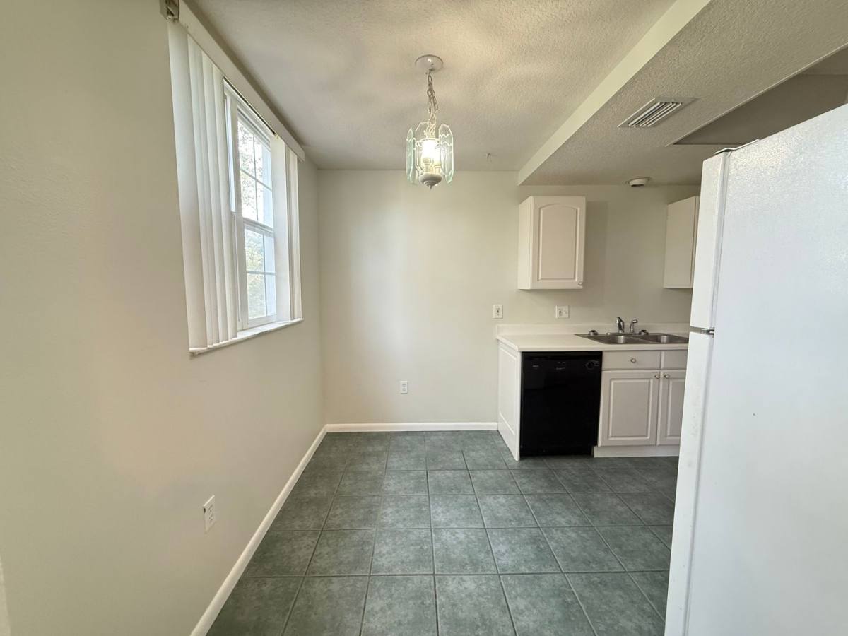Apartment for rent at 432 Armada Rd S, Venice, FL 34285