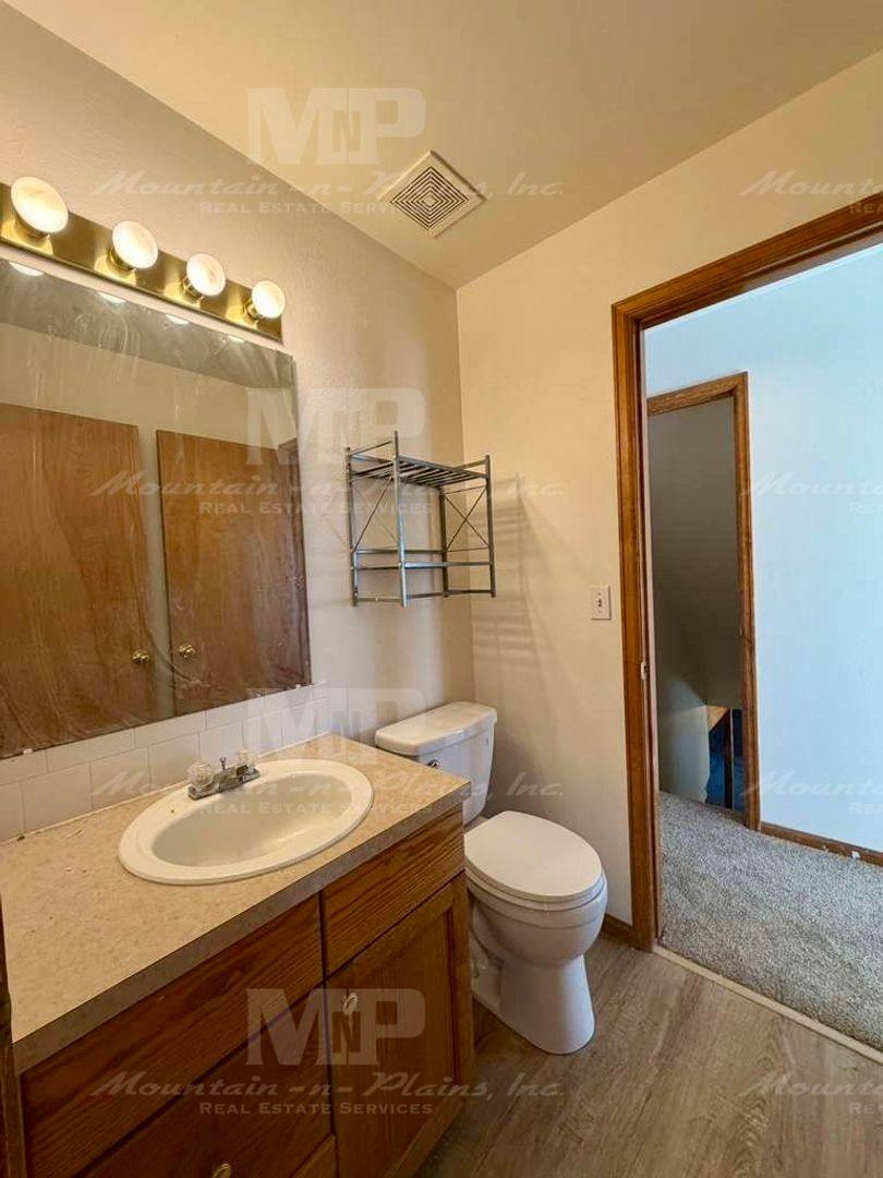 House for rent at 4400 Vista Dr, Fort Collins, CO 80526