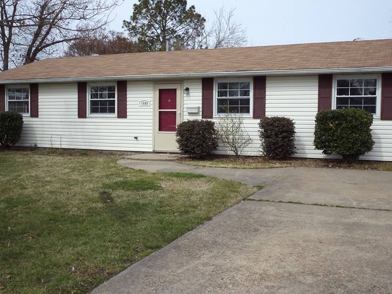 House for rent at 1905 Seward Dr, Hampton, VA 23663