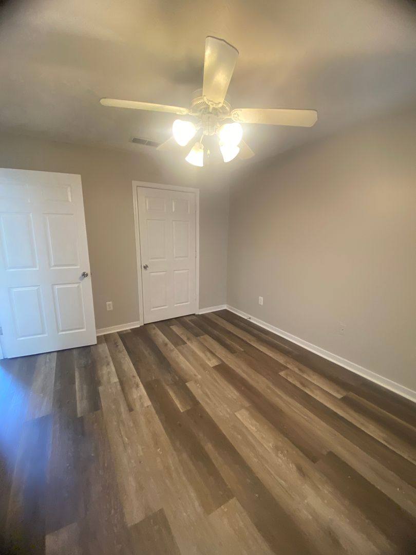 Apartment for rent at 1257 Louisville St, Starkville, MS 39759