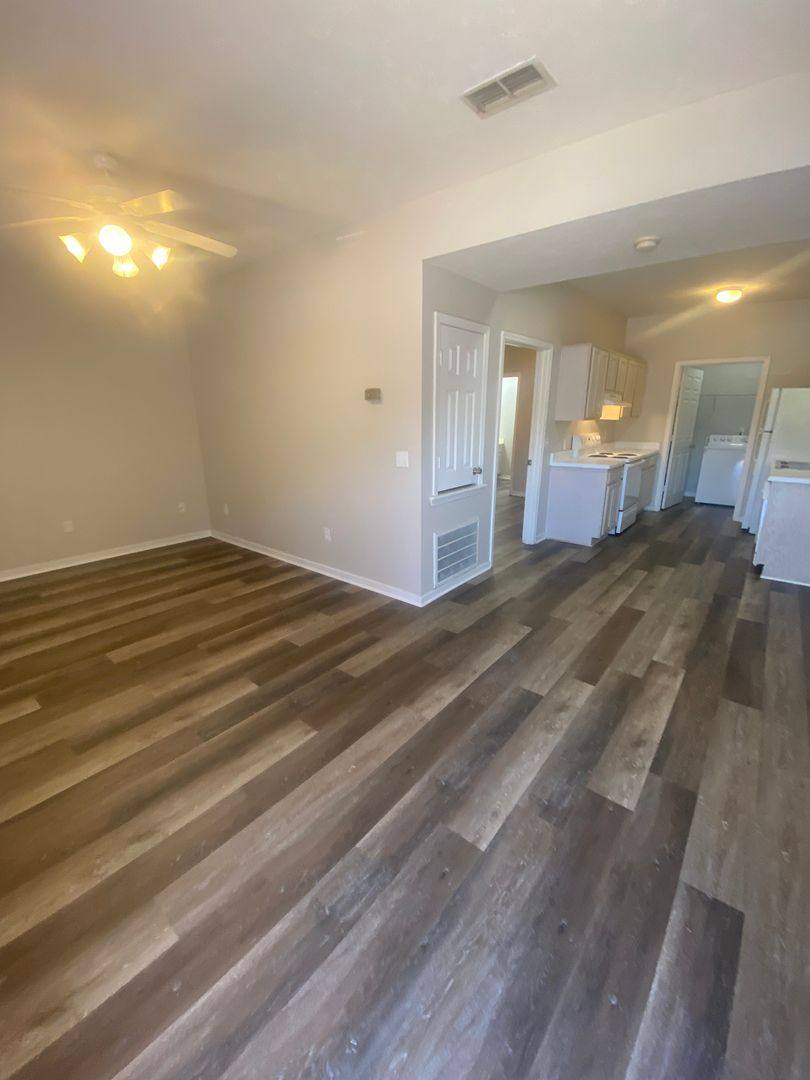 Apartment for rent at 1257 Louisville St, Starkville, MS 39759