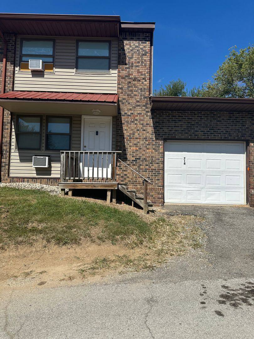 Apartment for rent at 701-923 Indian Springs Rd, Crawfordsville, IN 47933