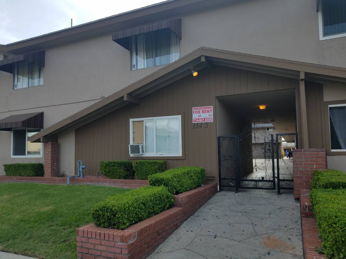Apartment for rent at 1145 N W St, Anaheim, CA 92801