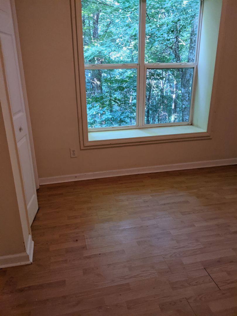 Apartment for rent at 182 Knowles Haven Lane, Boone, NC 28607
