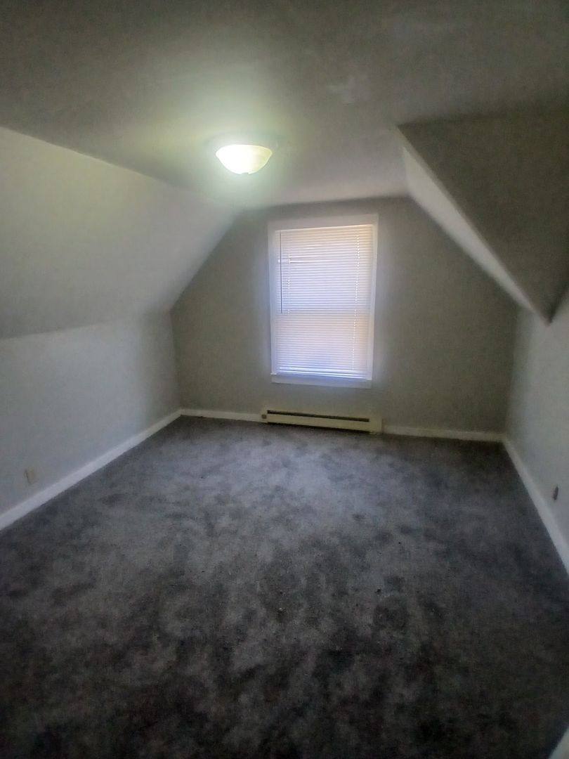 Apartment for rent at 1719 & 1 2 W Adams St, Muncie, IN 47303