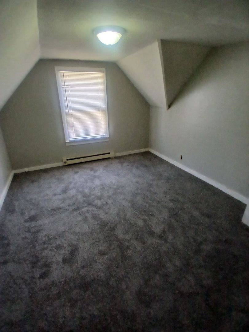 Apartment for rent at 1719 & 1 2 W Adams St, Muncie, IN 47303
