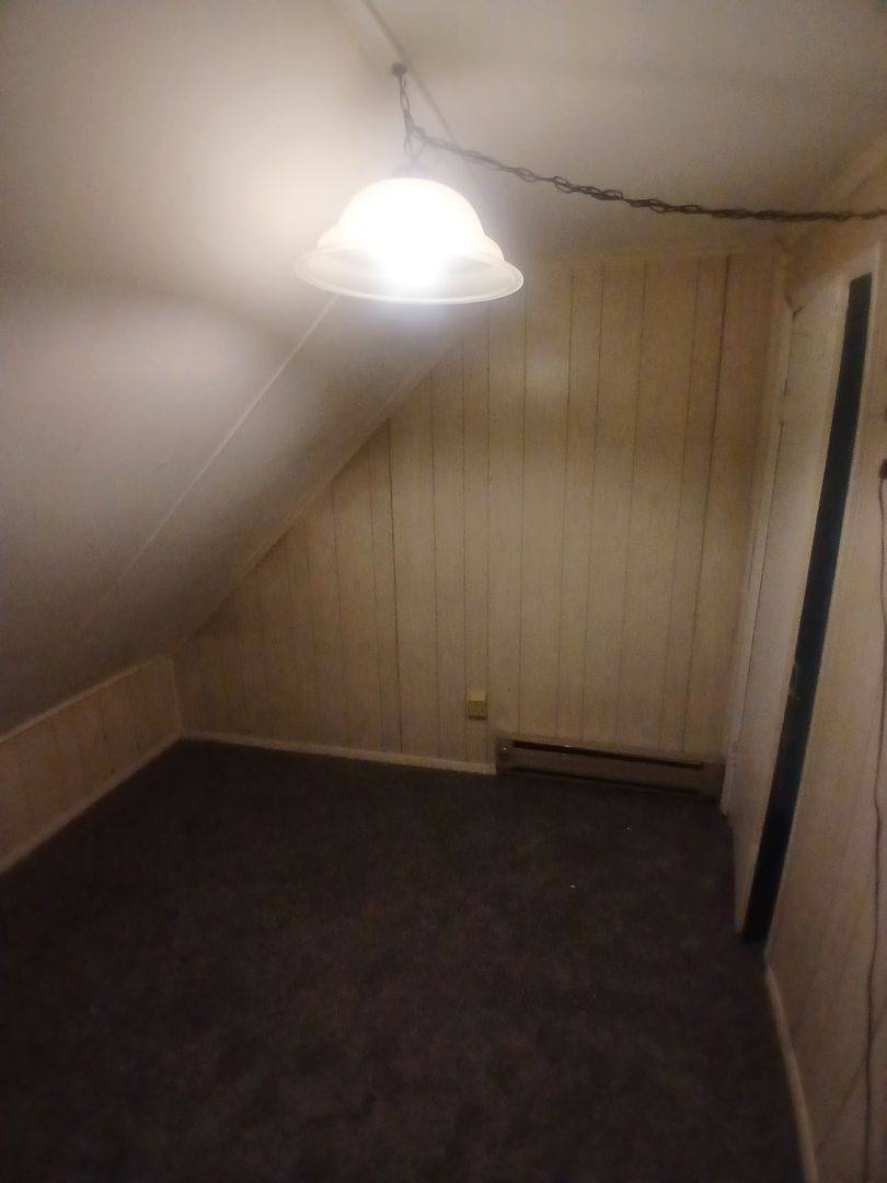 Apartment for rent at 1719 & 1 2 W Adams St, Muncie, IN 47303