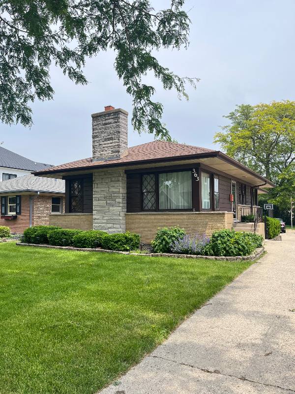 House for rent at 363 N Ridgeland Ave, Elmhurst, IL 60126