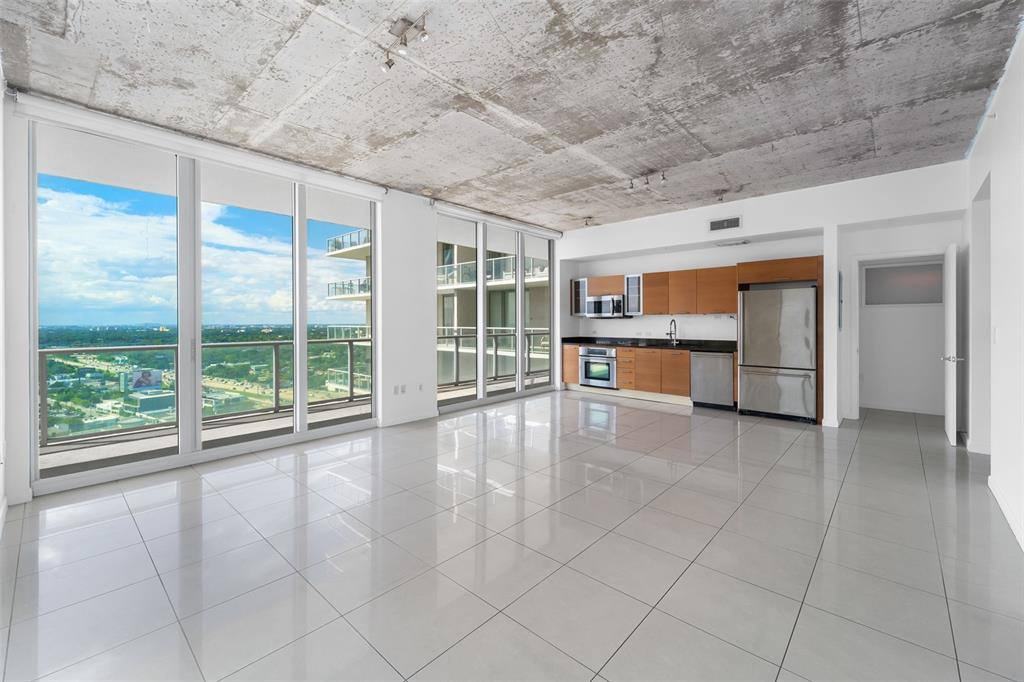 Apartment for rent at 3470 E Coast Ave #H2508, Miami, FL 33137