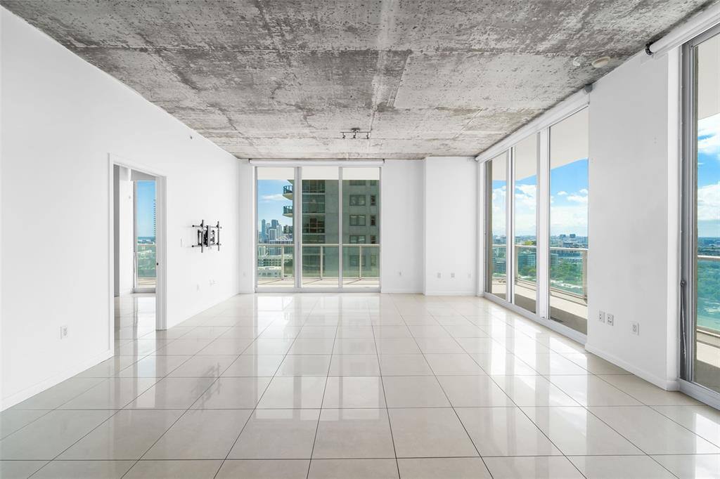 Apartment for rent at 3470 E Coast Ave #H2508, Miami, FL 33137
