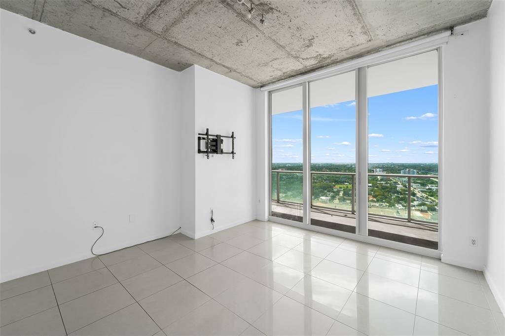 Apartment for rent at 3470 E Coast Ave #H2508, Miami, FL 33137