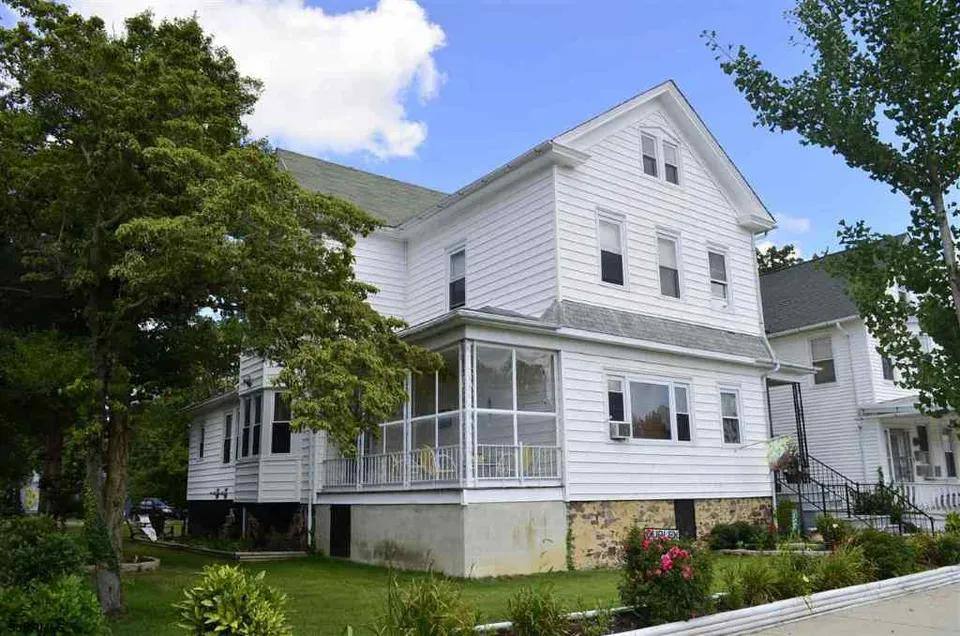 Apartment for rent at 249 Philadelphia Ave #SECOND Floor, Egg Harbor City, NJ 08215