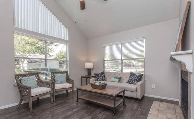 Apartment for rent at 2902 Whispering Winds Dr, Pearland, TX 77581