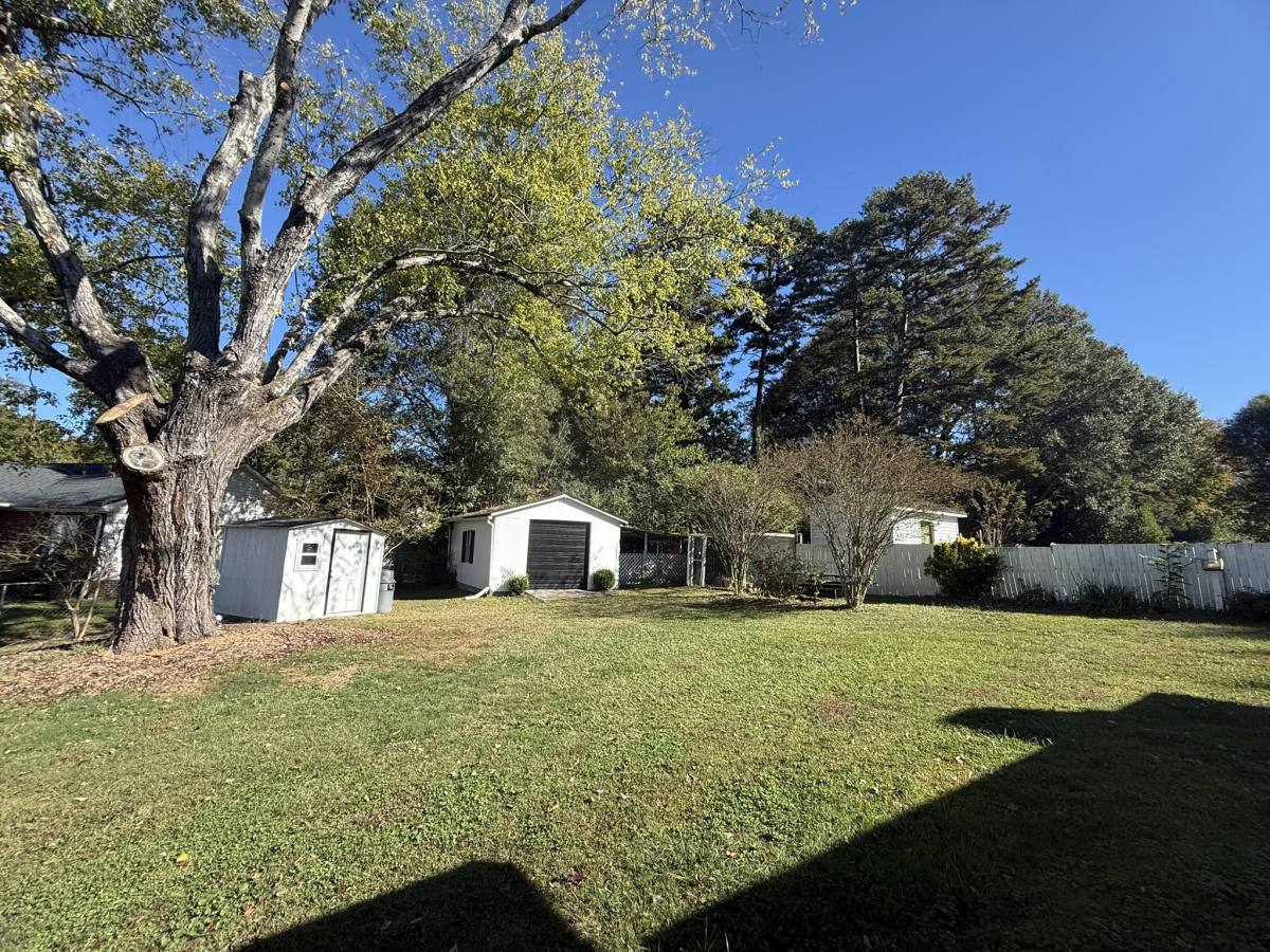 House for rent at 1632 Kimberly Dr, Gastonia, NC 28052