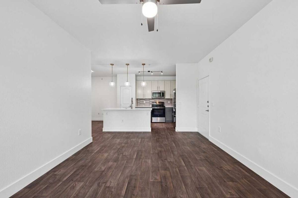 Apartment for rent at 12076 Broadway St #BNPK, Pearland, TX 77584