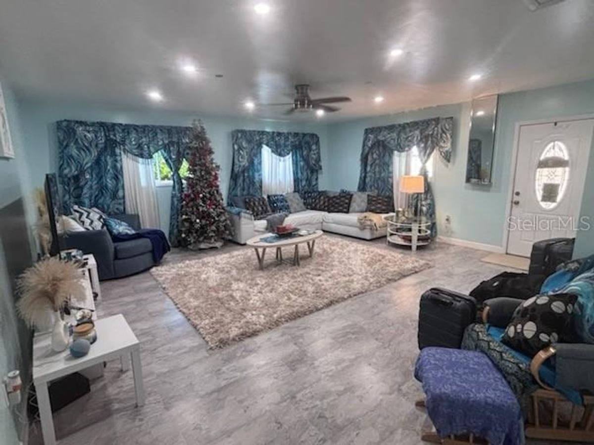 House for rent at 543 Cr, Auburndale, FL 33823