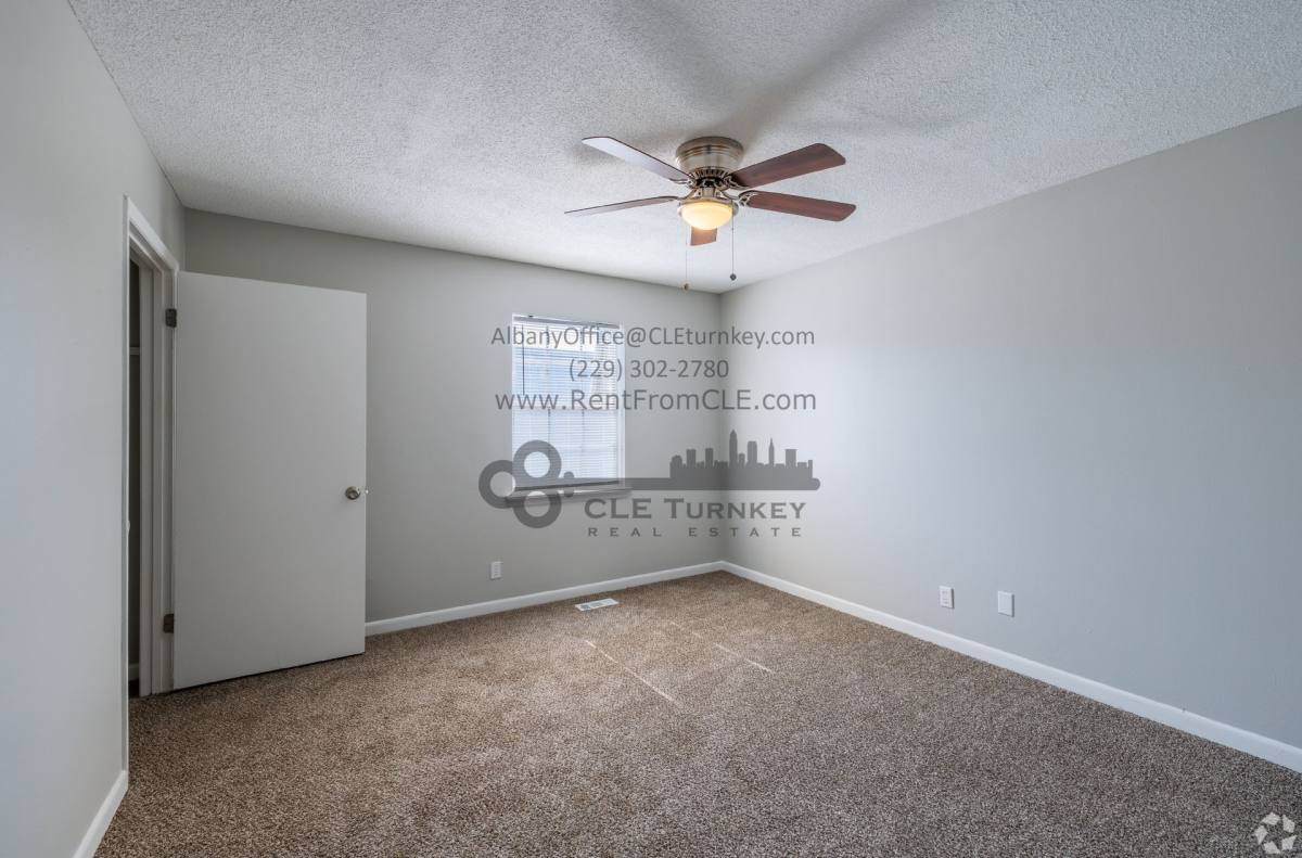 Apartment for rent at 2415 Dawson Rd, Albany, GA 31707