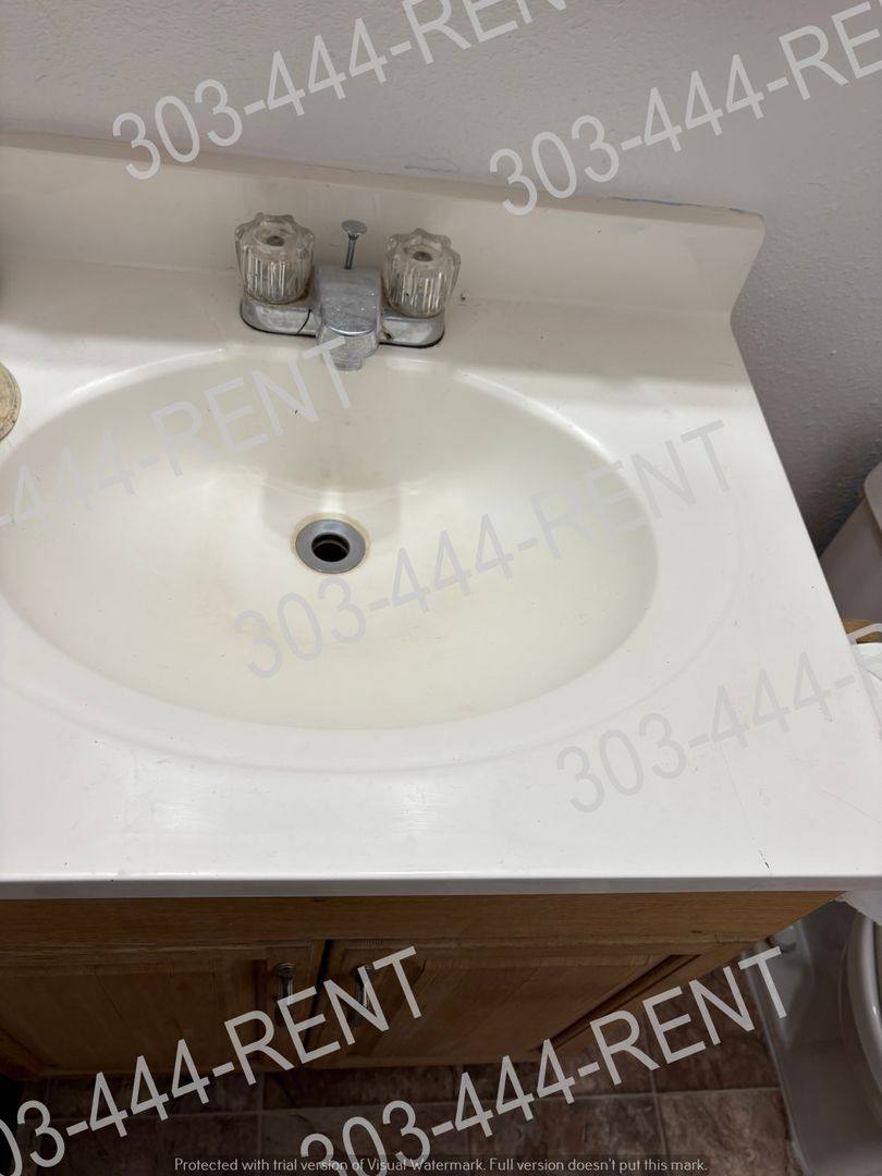 House for rent at 5545 N Zion Court, Denver, CO 80239