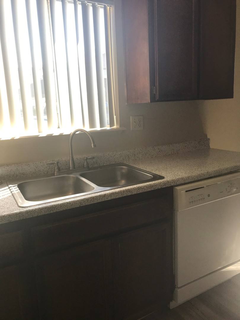 Apartment for rent at 1572 Heather Dr, Yuba City, CA 95993