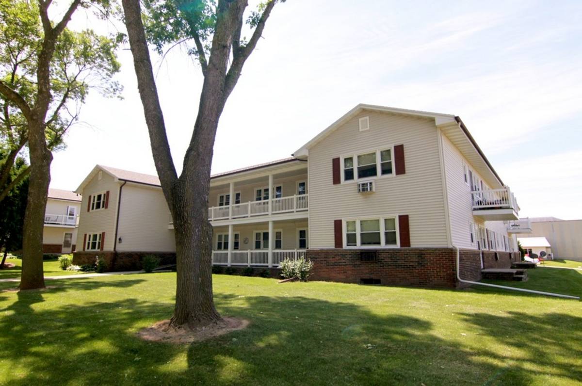 Apartment for rent at 601 & 605 W Briar Lane, Green Bay, WI 54301