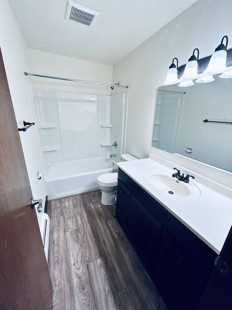 Apartment for rent at 601 & 605 W Briar Lane, Green Bay, WI 54301
