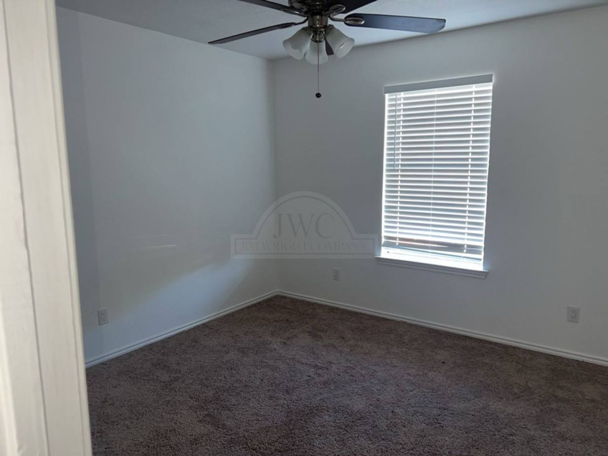 Apartment for rent at 4804 Cedarhill Circle, Killeen, TX 76543