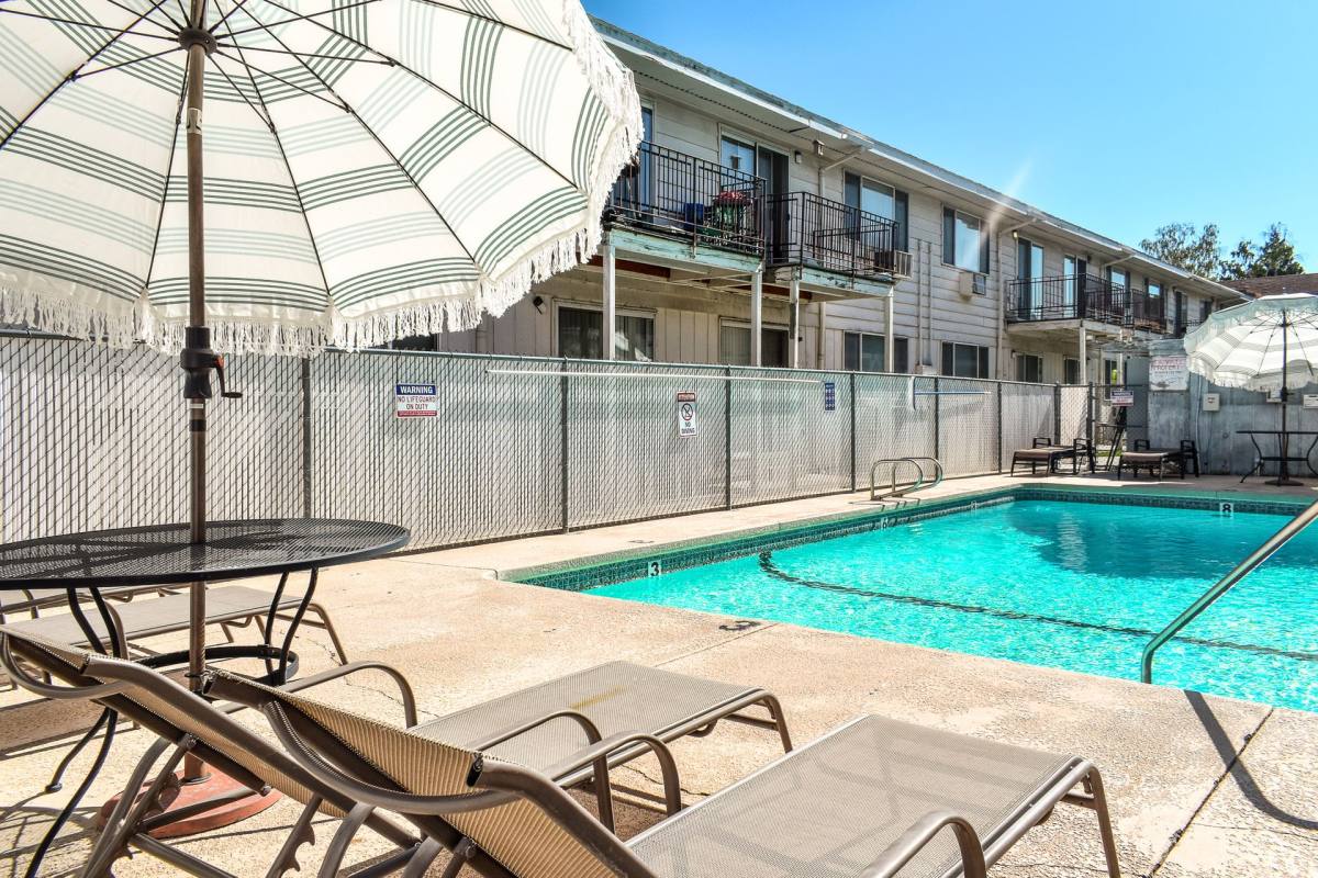 Apartment for rent at 1928 George Washington Way, Richland, WA 99354