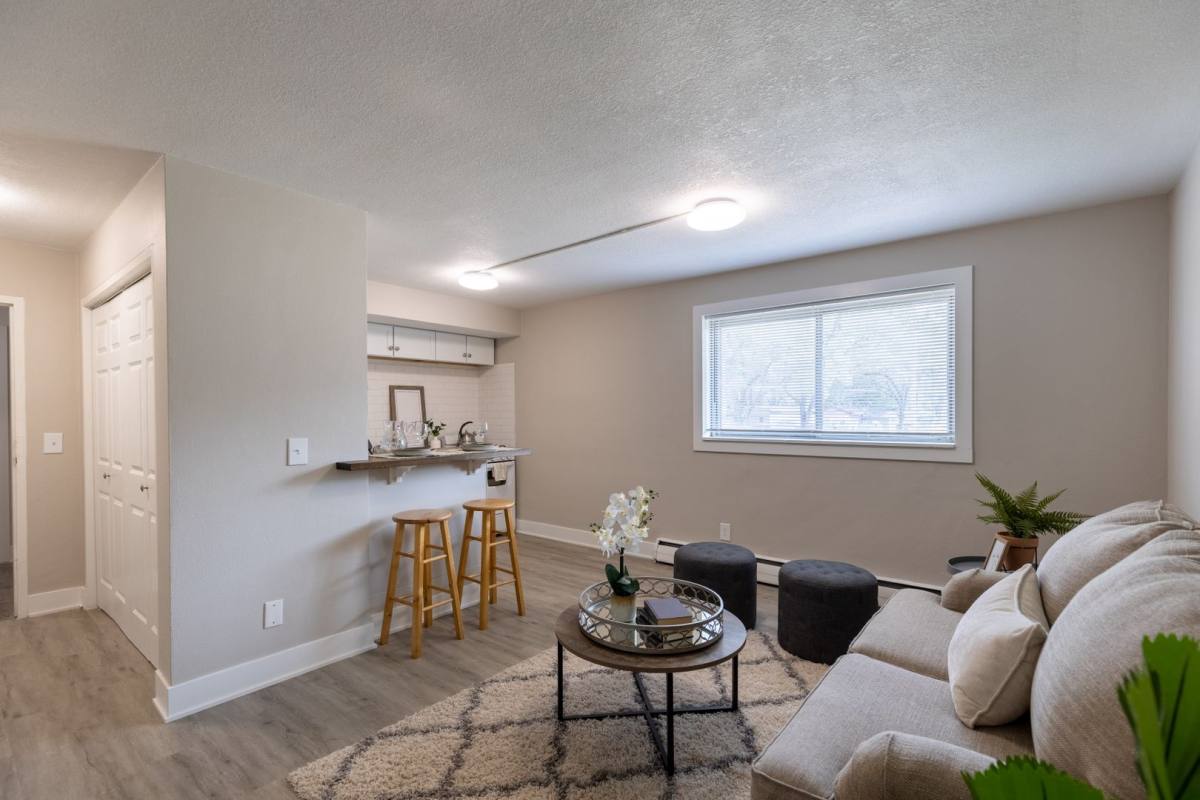 Apartment for rent at 1216 E Seneca Ave, Des Moines, IA 50316