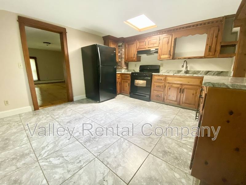 Apartment for rent at 37 Middle St #2, Hadley, MA 01035